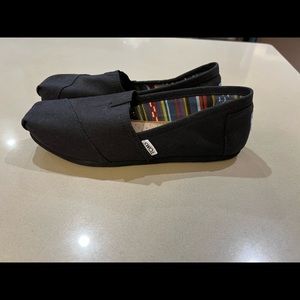 TOMS classic Alpargata canvas in black - brand new